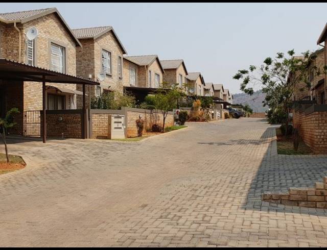 3 BEDROOM PROPERTY TO RENT IN WILGEHEUWEL